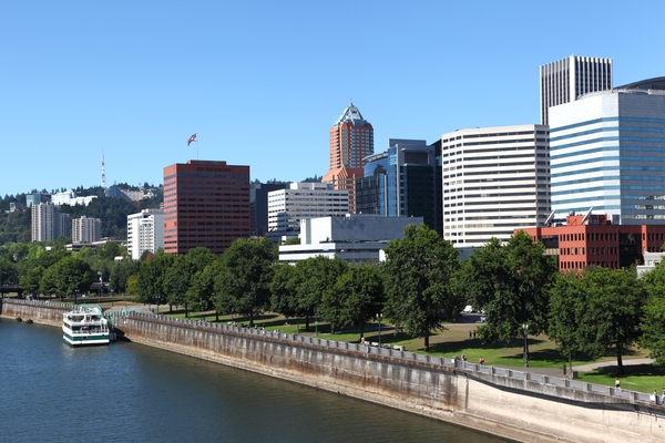 Tom McCall Waterfront Park