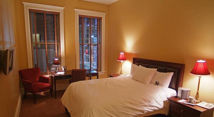 The Montvale Hotel