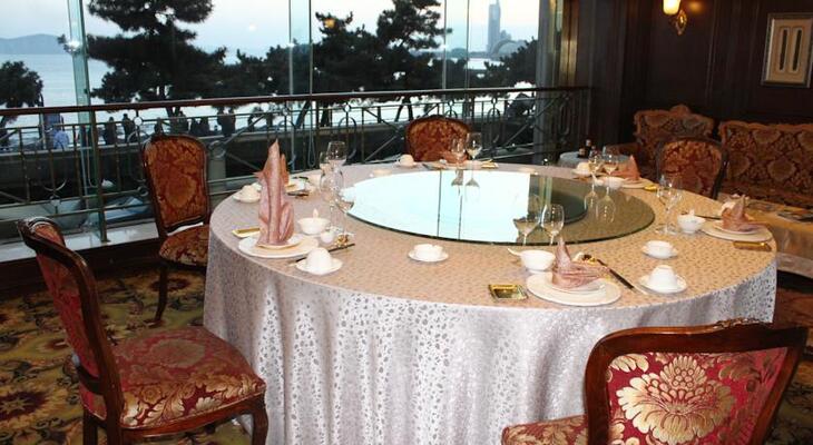 Oceanwide Elite Hotel