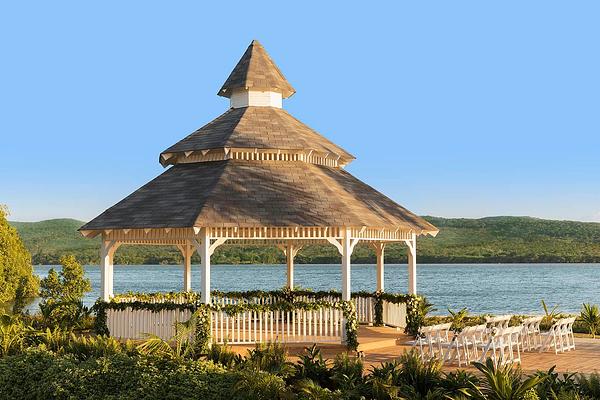 Excellence Oyster Bay