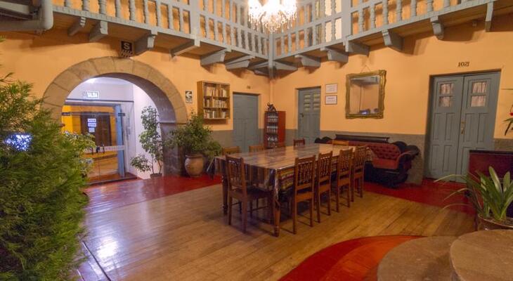 Hostal Suecia I