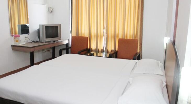Capital O 10765 Hotel Tanish