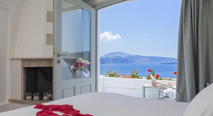 Andronis Luxury Suites