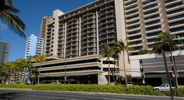 Aqua Palms Waikiki