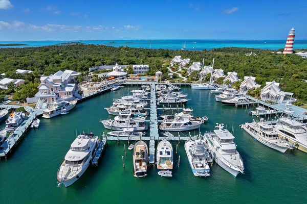 Hope Town Inn & Marina
