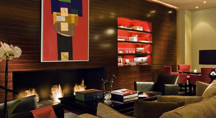 Warwick Paris