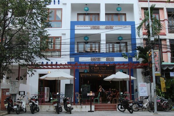 Hoa Binh Hostel