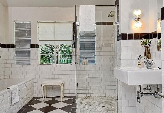 Ilali Guest House