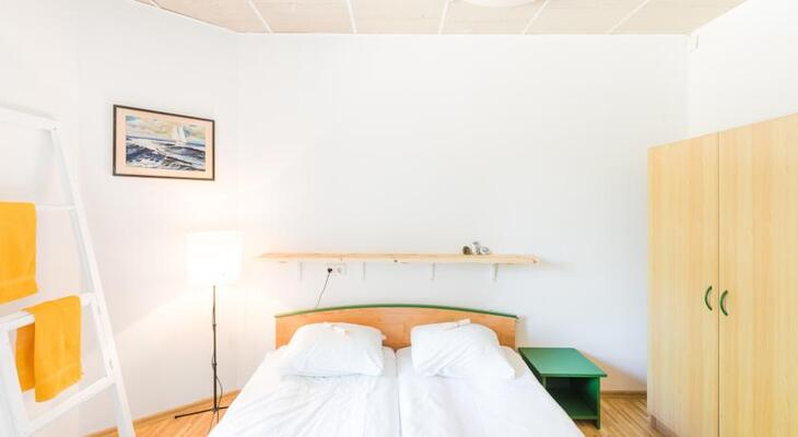 Downtown Forest Hostel & Camping