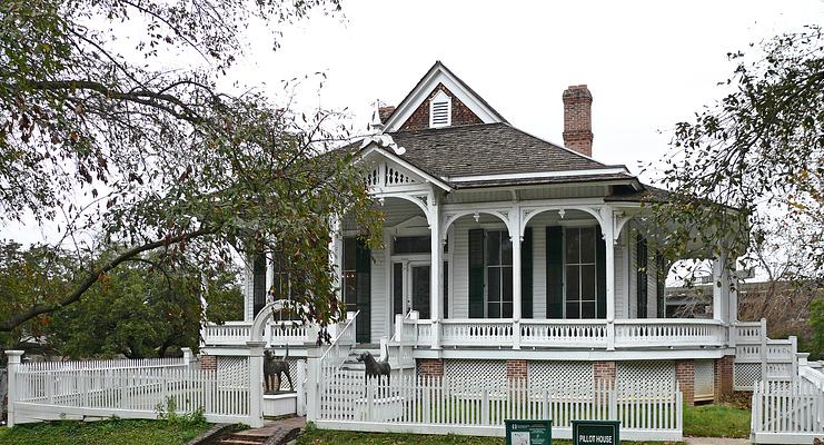 Sam Houston Park