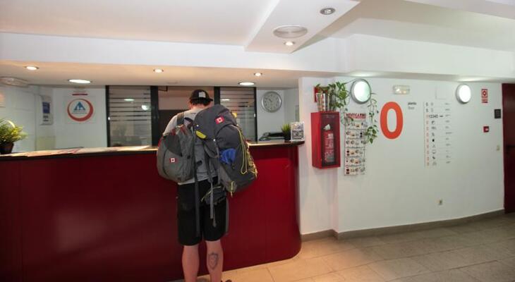 Center Valencia Youth Hostel