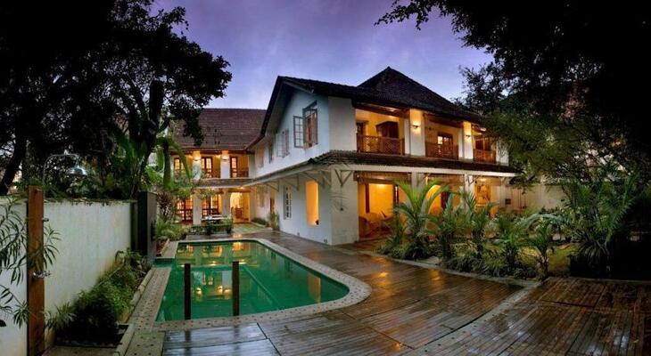 Le Colonial