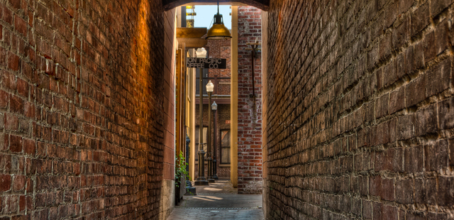 Fan Tan Alley