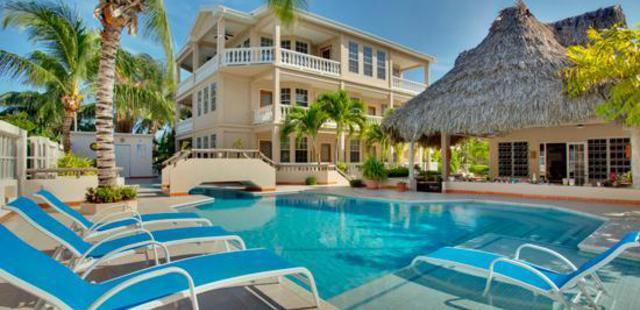 Iguana Reef Inn