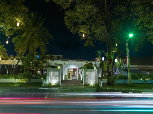 Lynnaya Urban River Resort & Spa