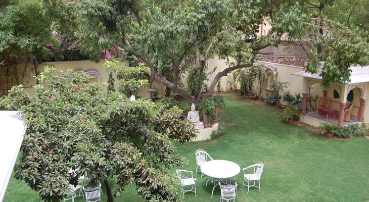 Hotel Anuraag Villa
