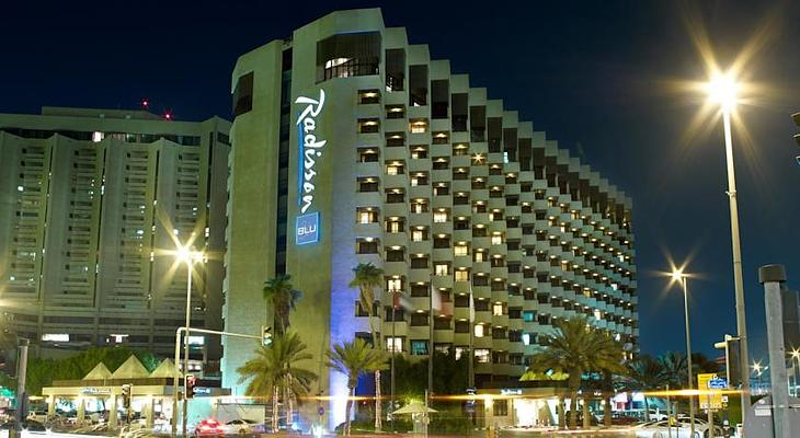 Radisson Blu Hotel, Dubai Deira Creek