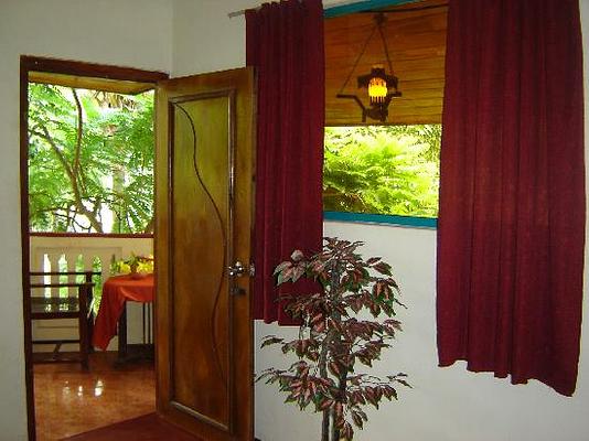 Amarasinghe Guest House