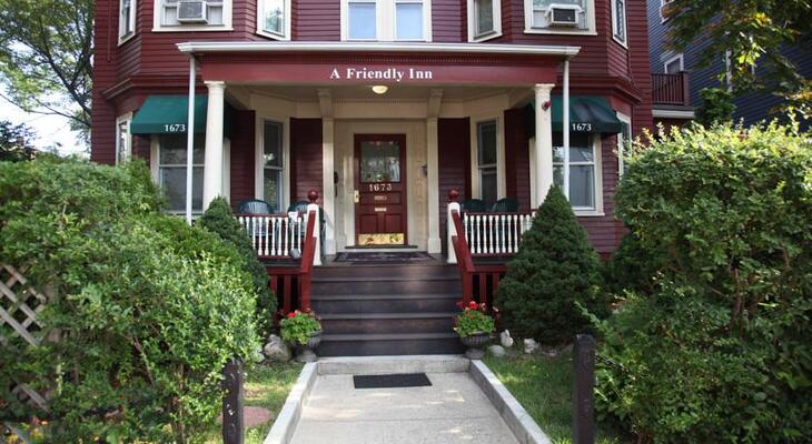 A Friendly Inn at Harvard Square