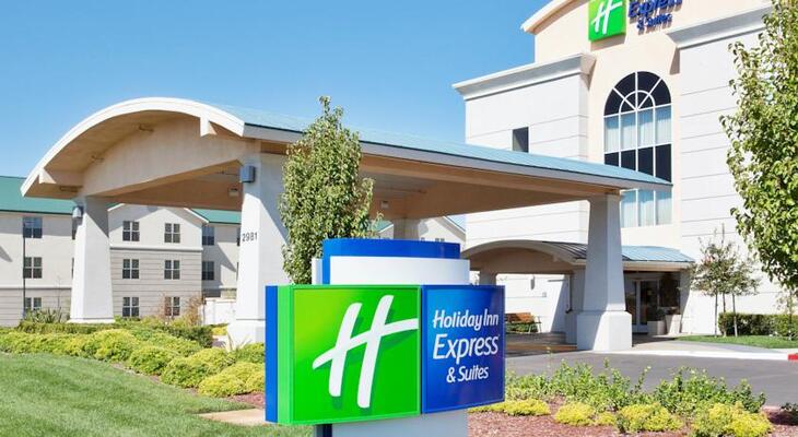 Holiday Inn Express & Suites Sacramento Airport Natomas, an IHG hotel