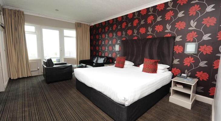 The Cumberland Hotel
