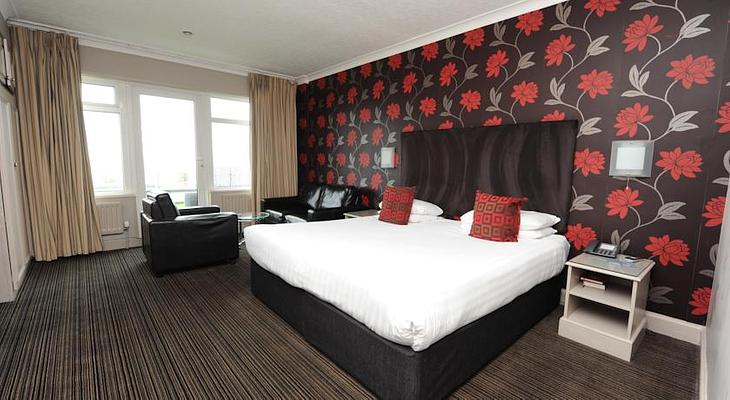 The Cumberland Hotel