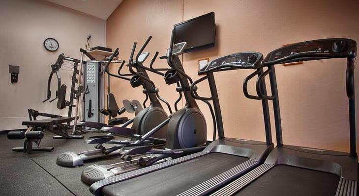 Best Western Plus Saddleback Inn & Conference Center