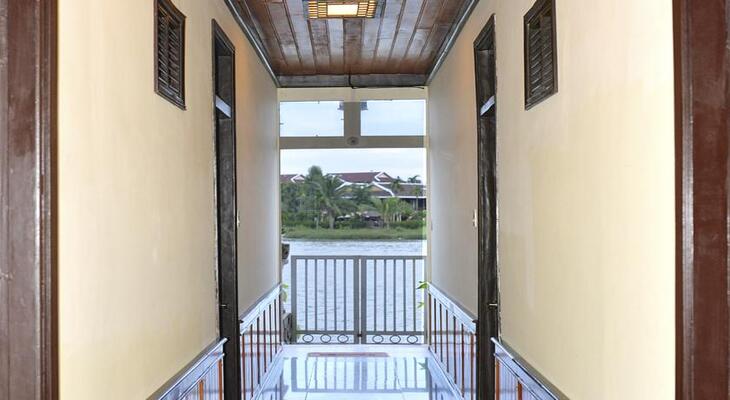 Huy Hoang River Hotel