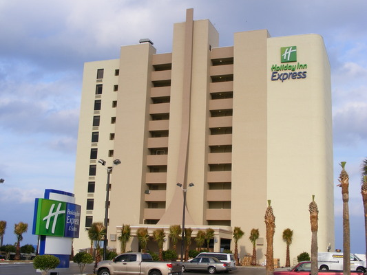 Holiday Inn Express & Suites Oceanfront Daytona Beach Shores, an IHG Hotel