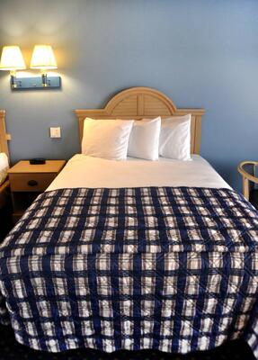 Coastal Palms Beach Hotel