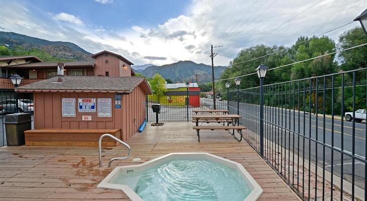 Villa Motel at Manitou Springs