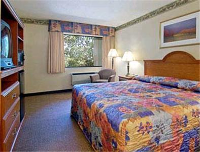 Days Inn by Wyndham Raleigh Downtown