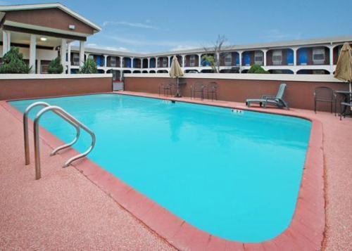 Rodeway Inn University / Downtown