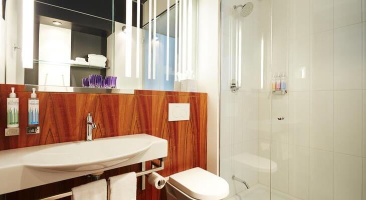 Alt Hotel Toronto Airport