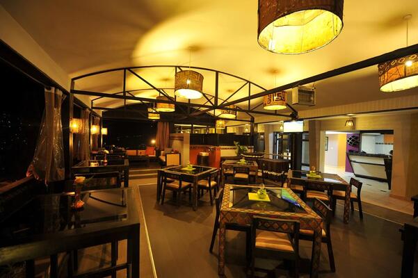 Gloria Hotel