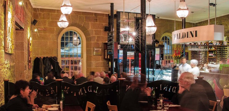 Maldini Cafe Restaurant