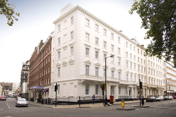 Premier Inn London Victoria hotel