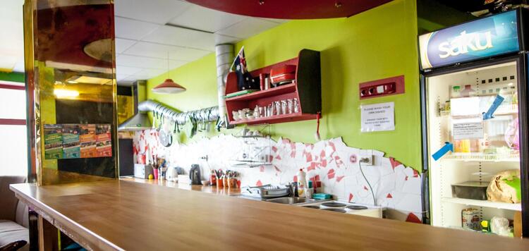 Red Emperor Bar and Hostel