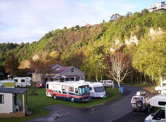 Leith Valley Holiday Park & Motels