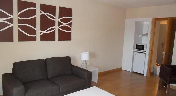 PlayaOlid Suites & Apartments