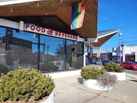 Woodford Food & Beverage