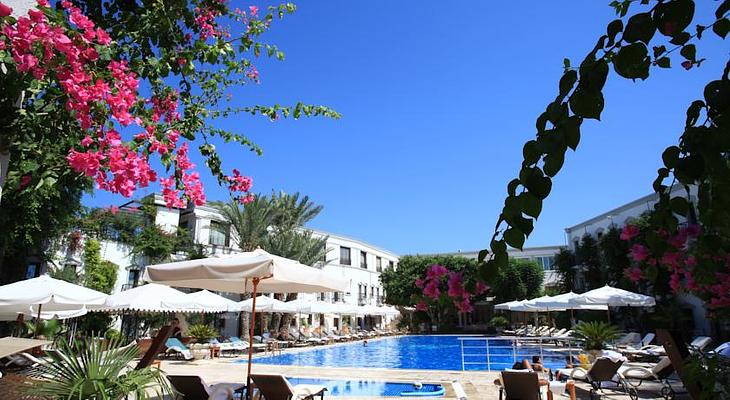 DoubleTree by Hilton Bodrum Marina Vista