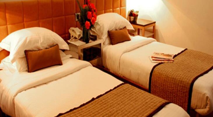 Hotel Palace Heights