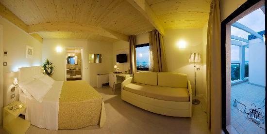 Ferretti Beach Hotel