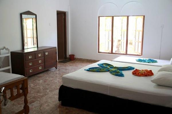 Shiva's Beach Resort & Restaurant