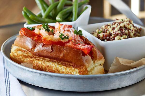 The Big Ketch Saltwater Grill - Buckhead