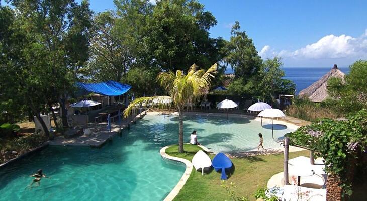 Bloo Lagoon Village