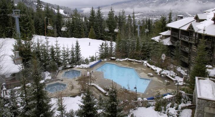Blackcomb Springs Suites by CLIQUE
