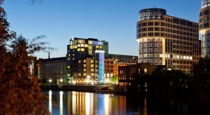 AMERON Berlin ABION Spreebogen Waterside
