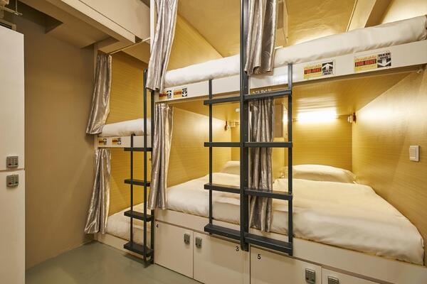 Central 65 Hostel
